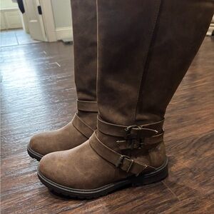Brown Knee-High Women's Boots